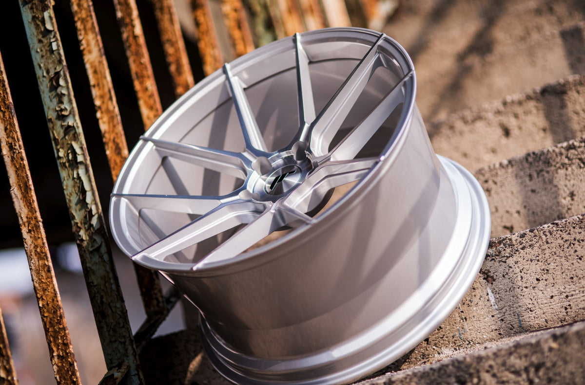 Japan Racing JR30 Silver Machined Face Felge – Ansicht 3