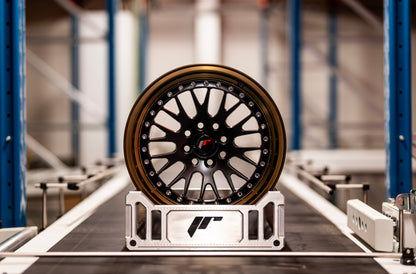 Japan Racing | JR10 | Matt Black - Bronze Lip