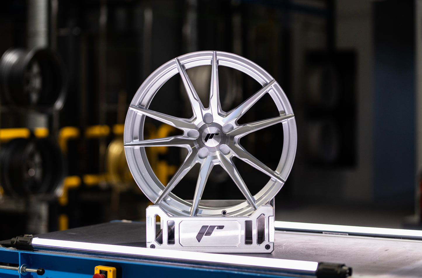 Japan Racing | JR21 | Silver Machined Face