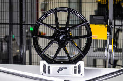 Japan Racing | JR30 | Glossy Black