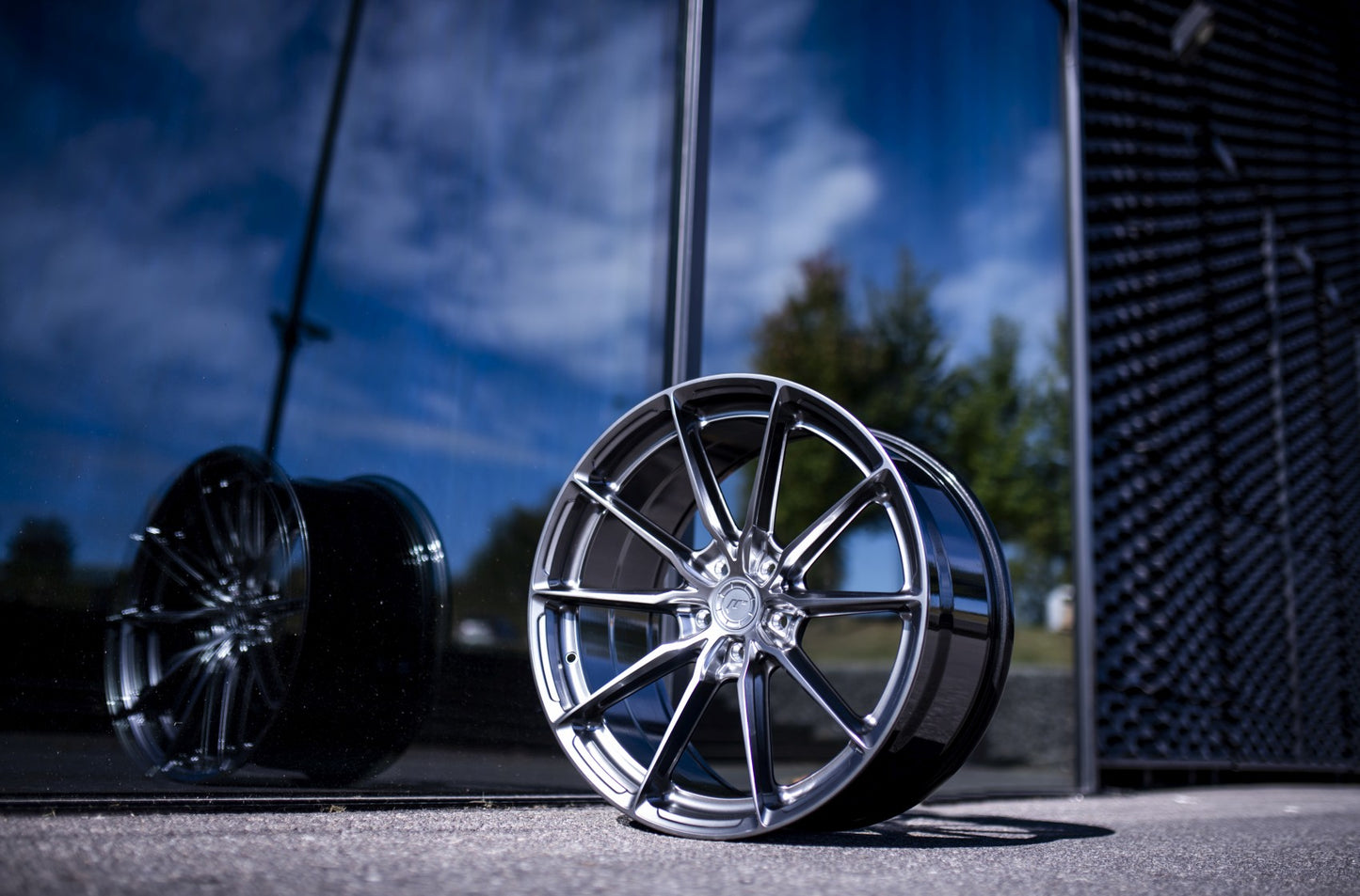 Japan Racing | JR37 | Silver Machined Face