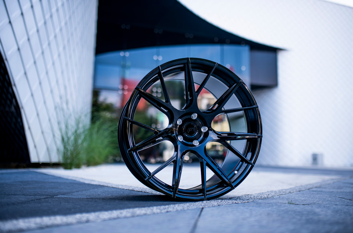 Japan Racing | JR42 | Platinum Black