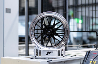 Japan Racing | JR23 | Gloss Black - Machined Lip