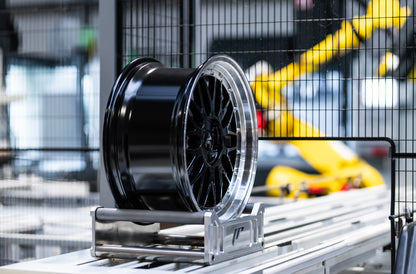 Japan Racing | JR23 | Gloss Black - Machined Lip