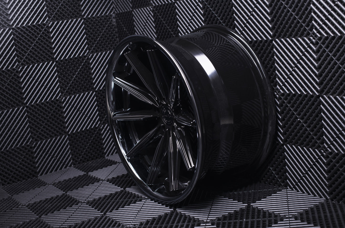 Concaver Wheels | CVR8 | Black Diamond Cut