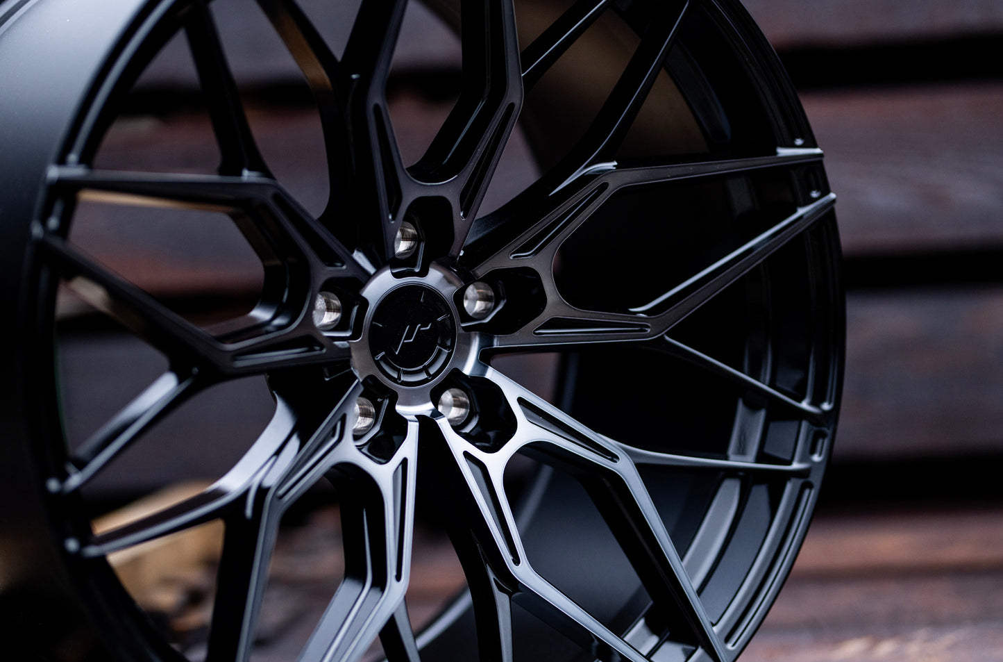 Japan Racing | JR46 | Glossy Black Machined Face