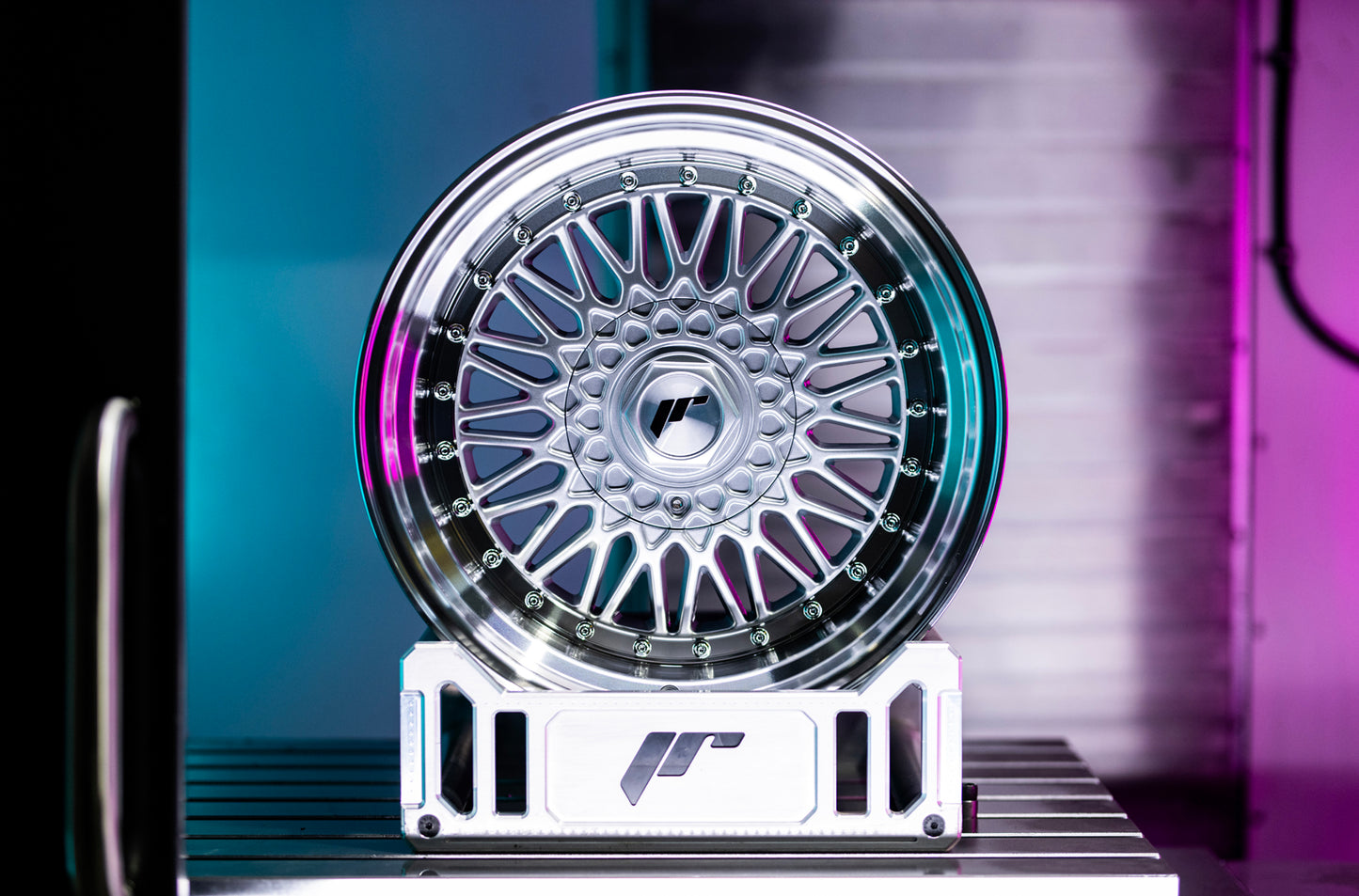 Japan Racing | JR9 | Silver - Machined Lip + Silver Rivets