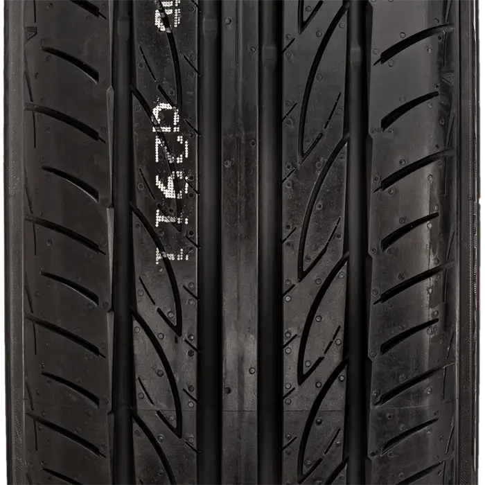 Yokohama Advan Fleva V701 | 225/35 R20 (90Y)